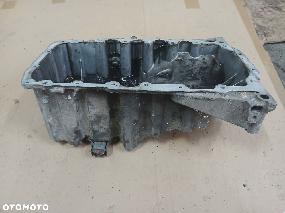 A6 C6 AUDI 2.0 TDI 03G103603 PASSAT TOURAN MISKA OLEJOWA MISA - 2