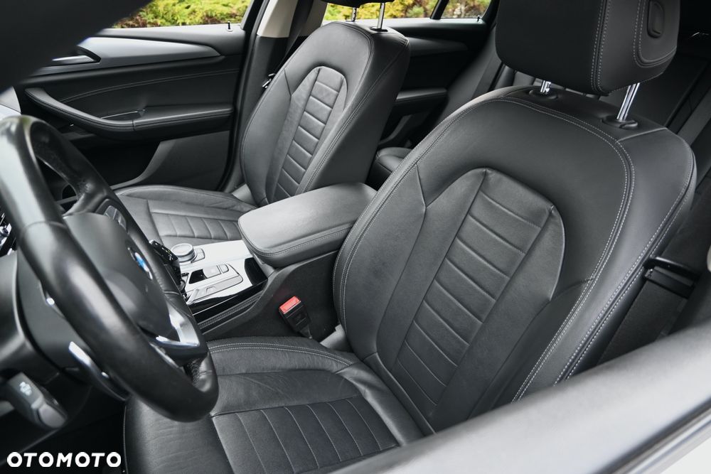BMW X4 xDrive20d Business Edition sport - 23