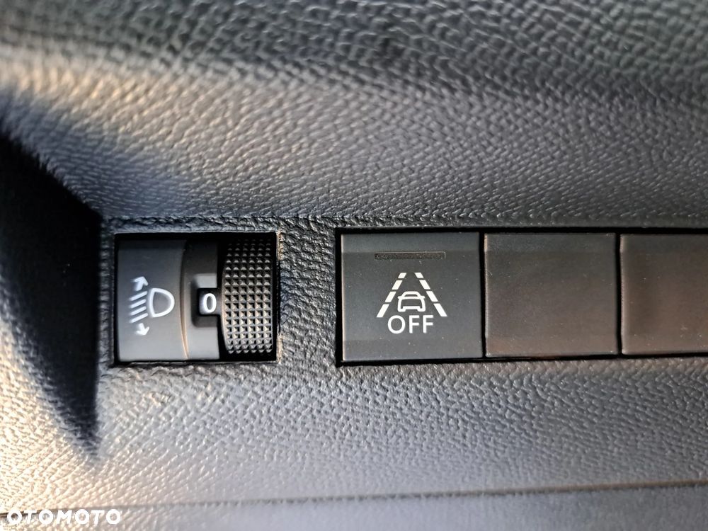 Peugeot 208 1.2 PureTech Allure S&S - 25
