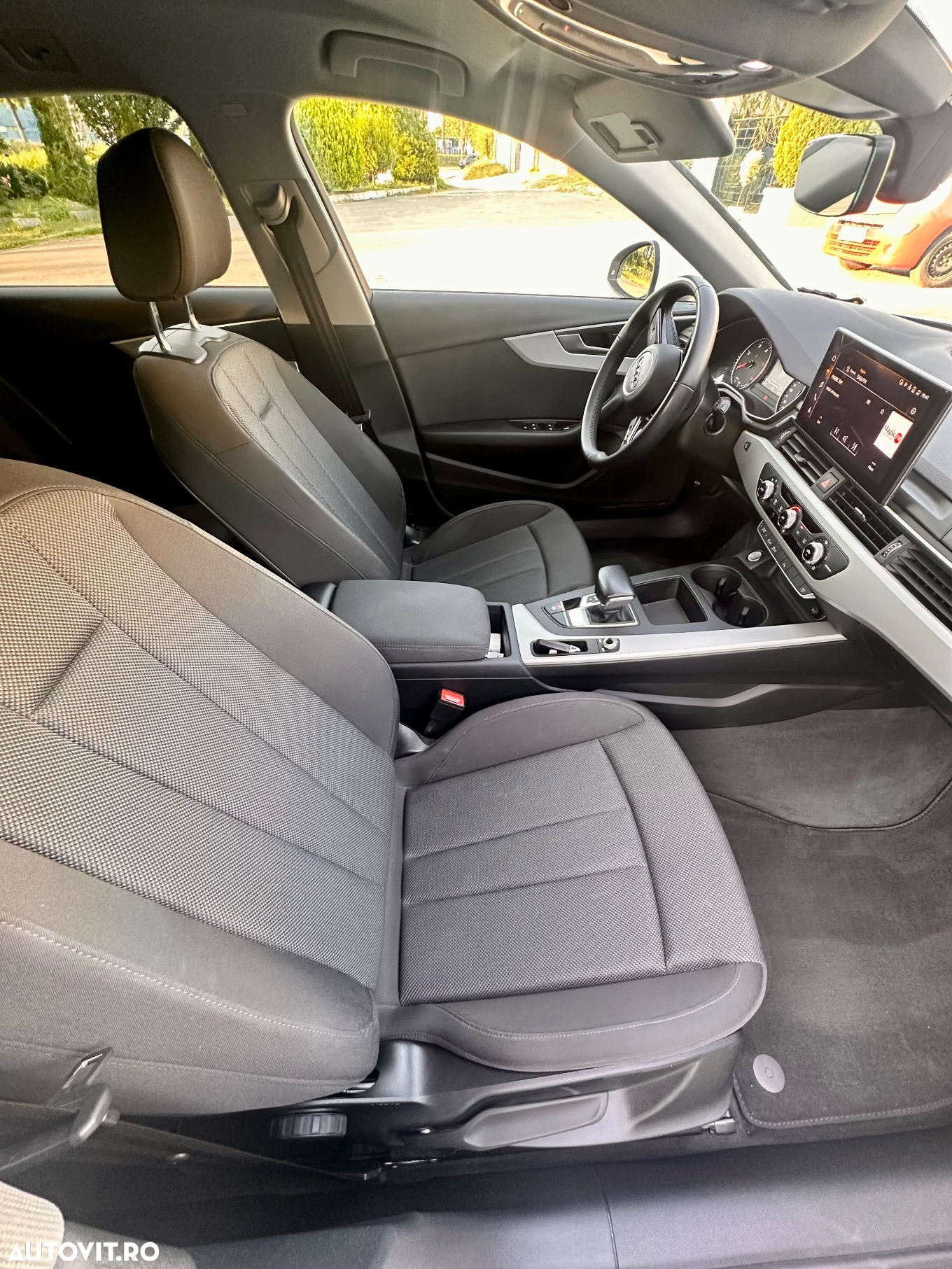 Audi A4 Avant 2.0 30 TDI S tronic MHEV Basic - 8