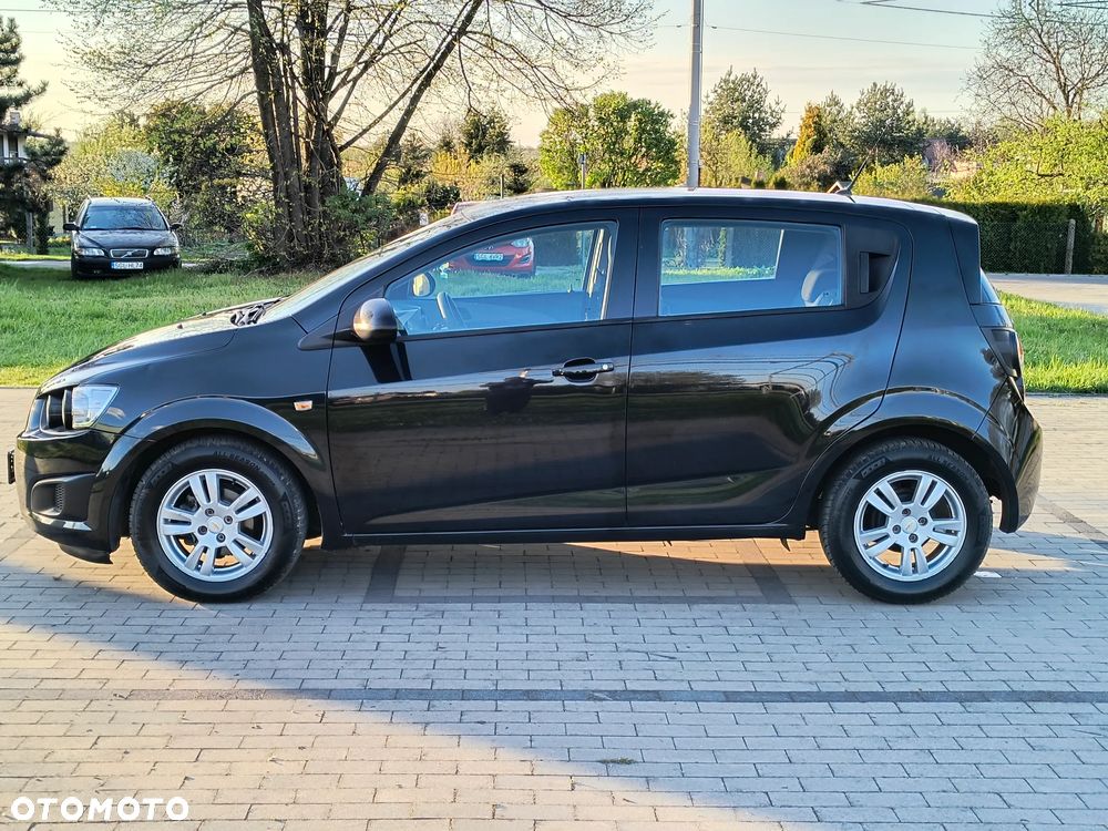 Chevrolet Aveo 1.4 16V LS - 7