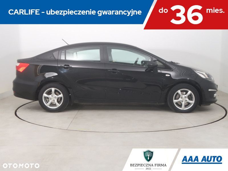 Kia Rio - 8