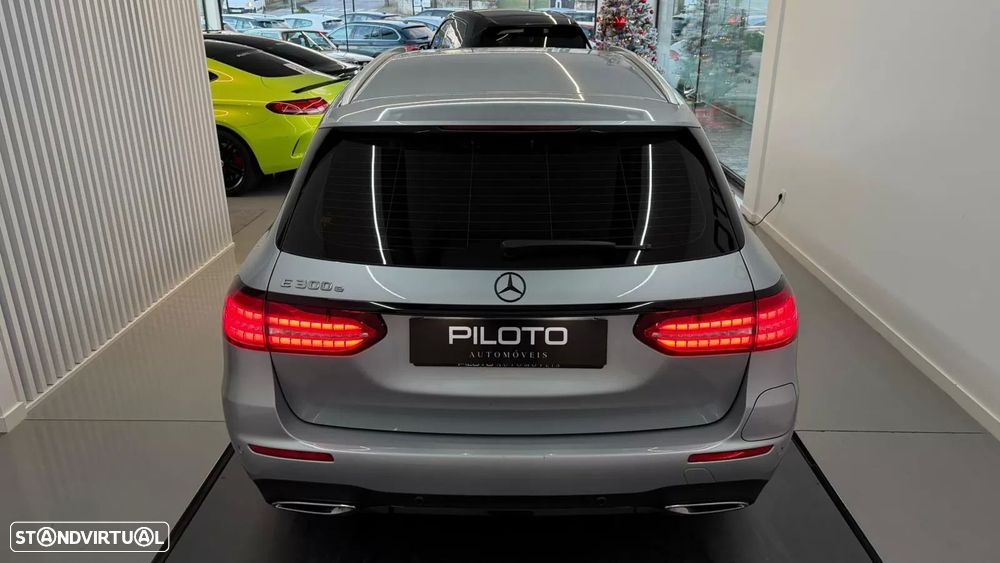 Mercedes-Benz E 300 e AMG Line - 8
