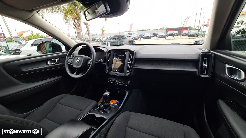 Volvo XC 40 1.5 T2 Momentum Plus - 17