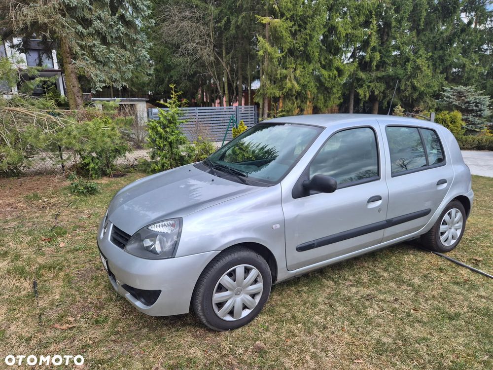 Renault Clio 1.2 16V Authentique - 5