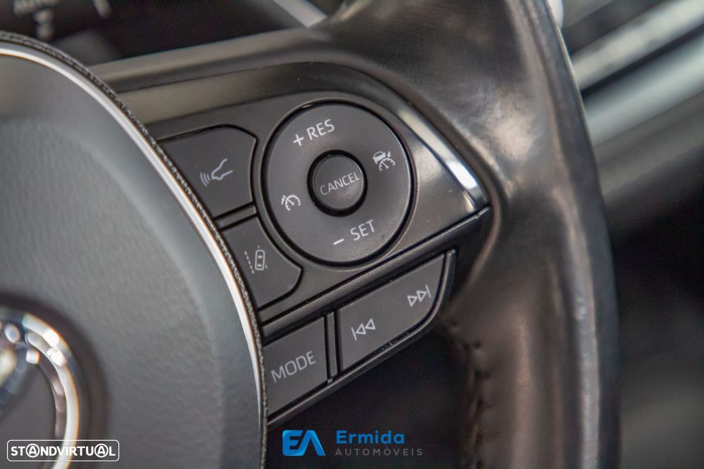 Toyota Corolla Touring Sports - 37