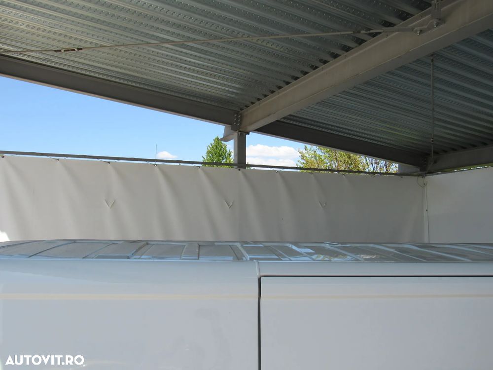 Renault Trafic - 21