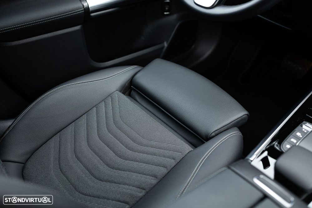 Mercedes-Benz EQA 300 4Matic Progressive - 38