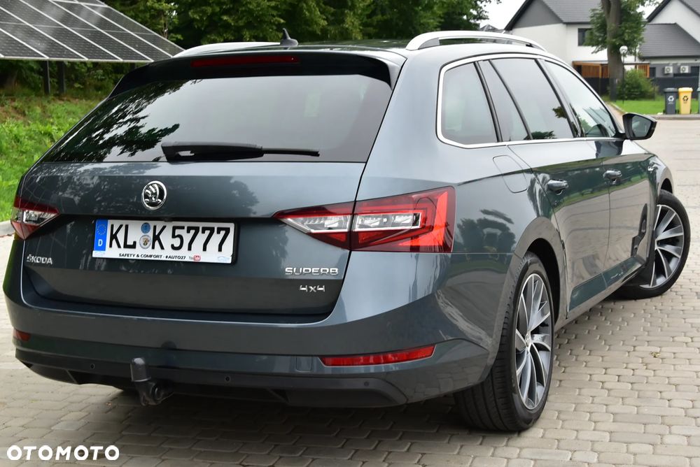 Skoda Superb 2.0 TDI 4x4 DSG L&K - 39