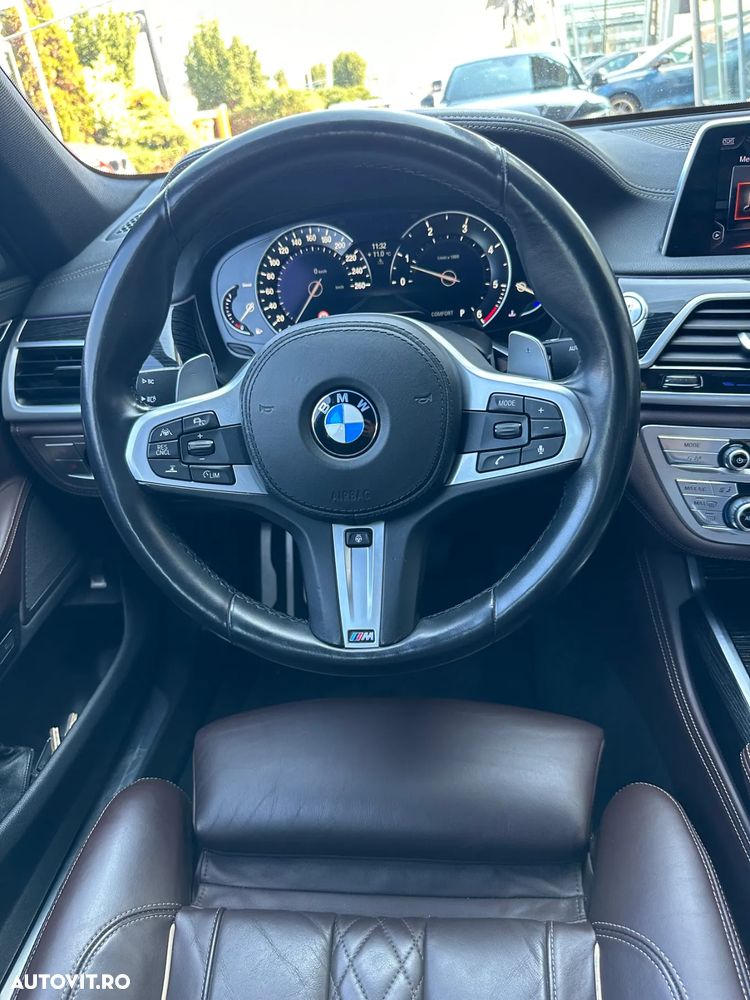 BMW Seria 7 730d xDrive - 39