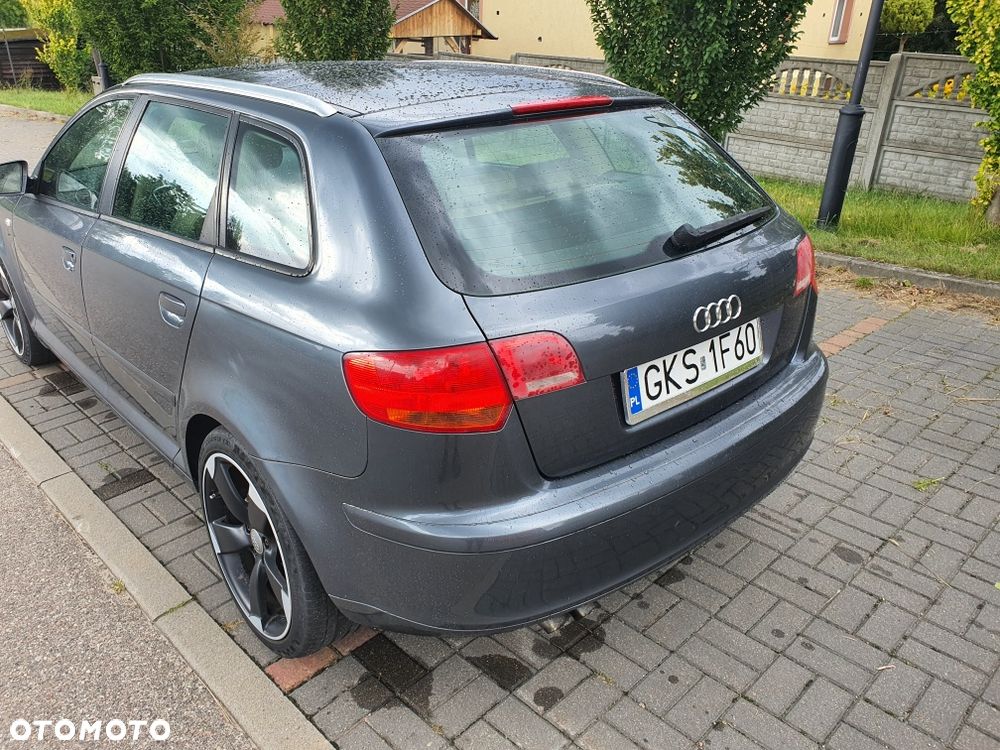 Audi A3 Sportback - 3