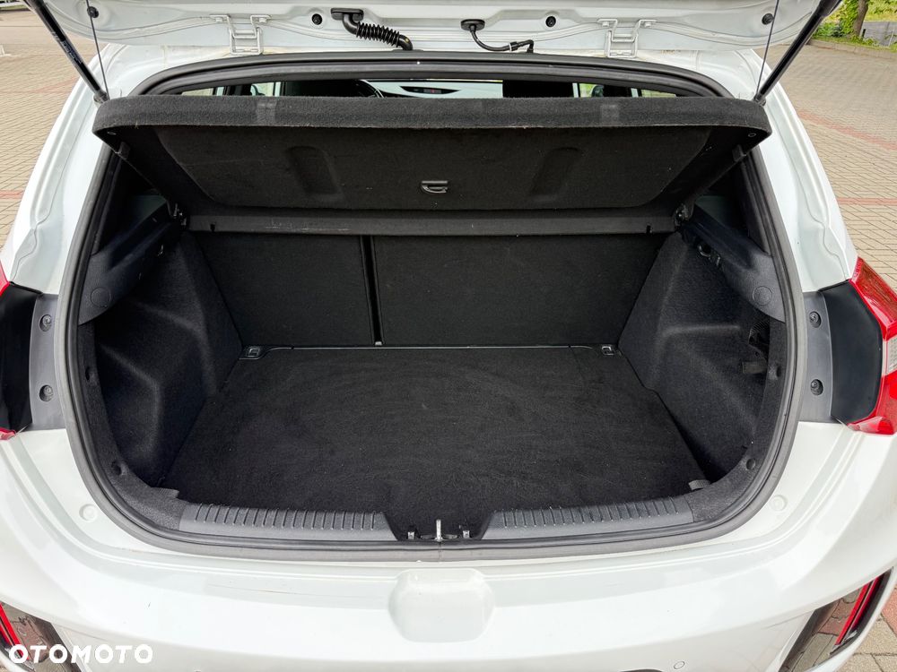 Kia Ceed 1.6 CRDi 136 ISG GT Line - 9