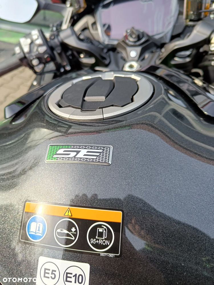 Kawasaki H2 - 34