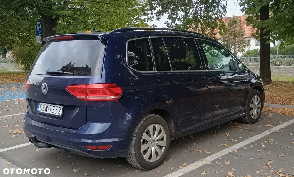 Volkswagen Touran - 7