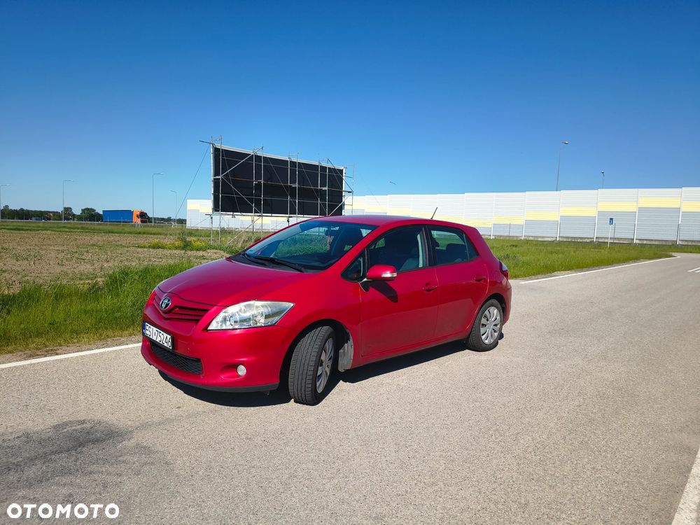 Toyota Auris 1.33 VVT-i - 2