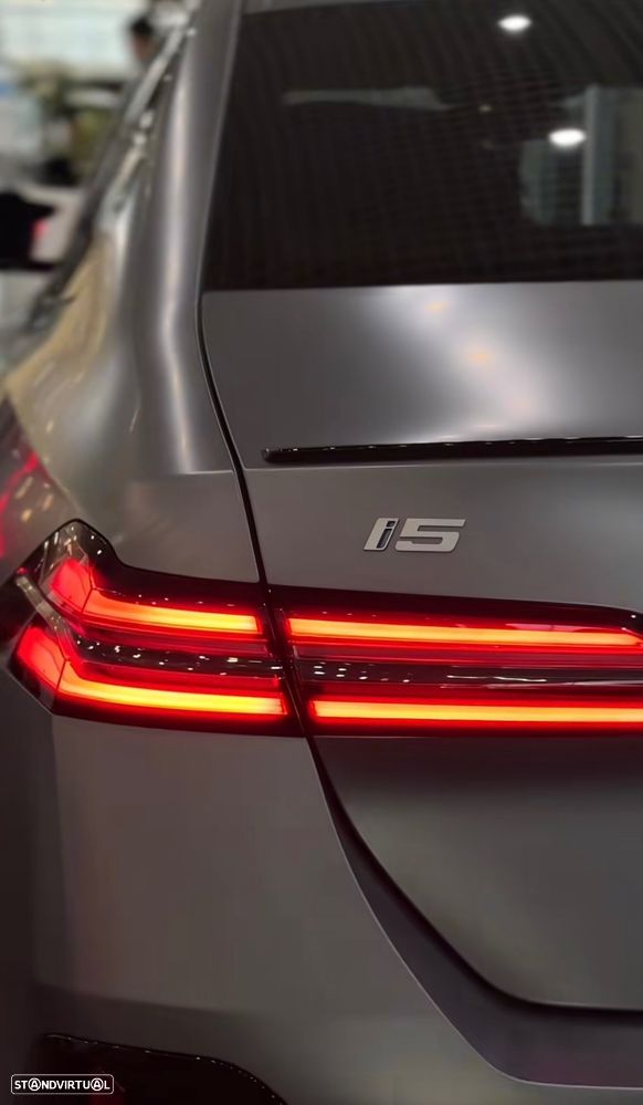BMW i5 M60 xDrive Pack Desportivo M Pro - 4