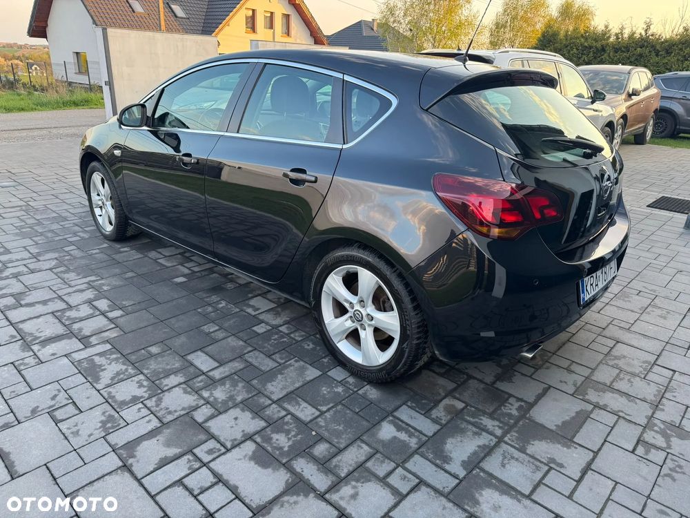 Opel Astra 1.6 Turbo Sport - 6