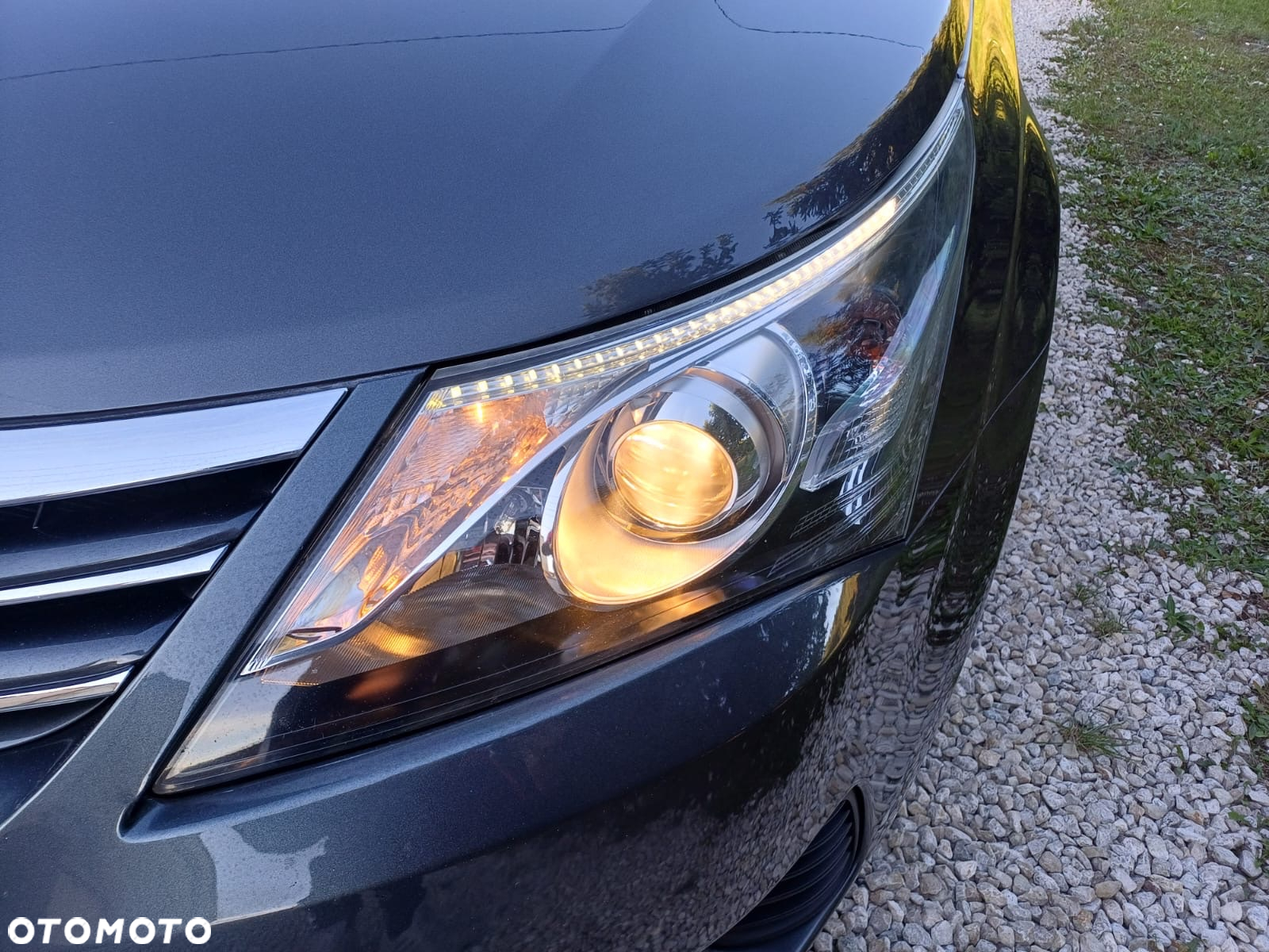 Toyota Avensis 1.8 Premium - 5