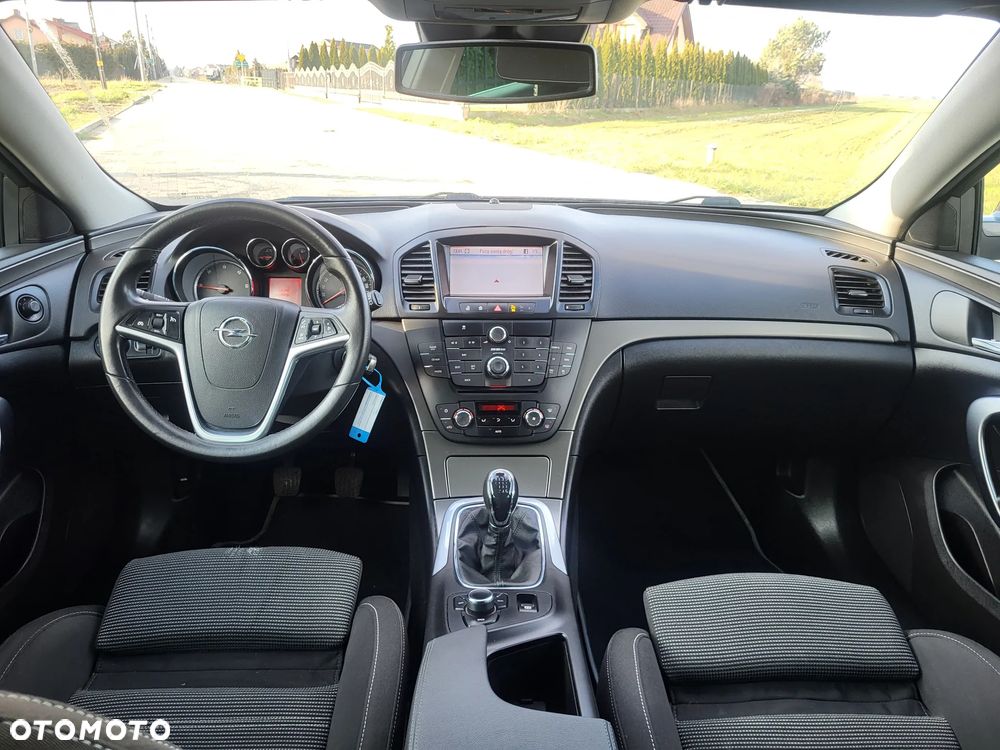 Opel Insignia - 21