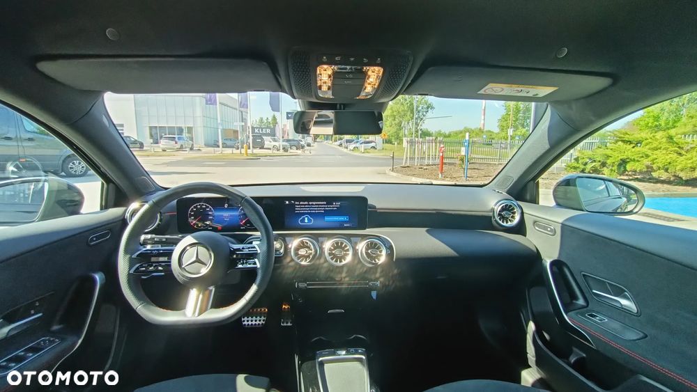 Mercedes-Benz Klasa A 200 AMG Line 7G-DCT - 17