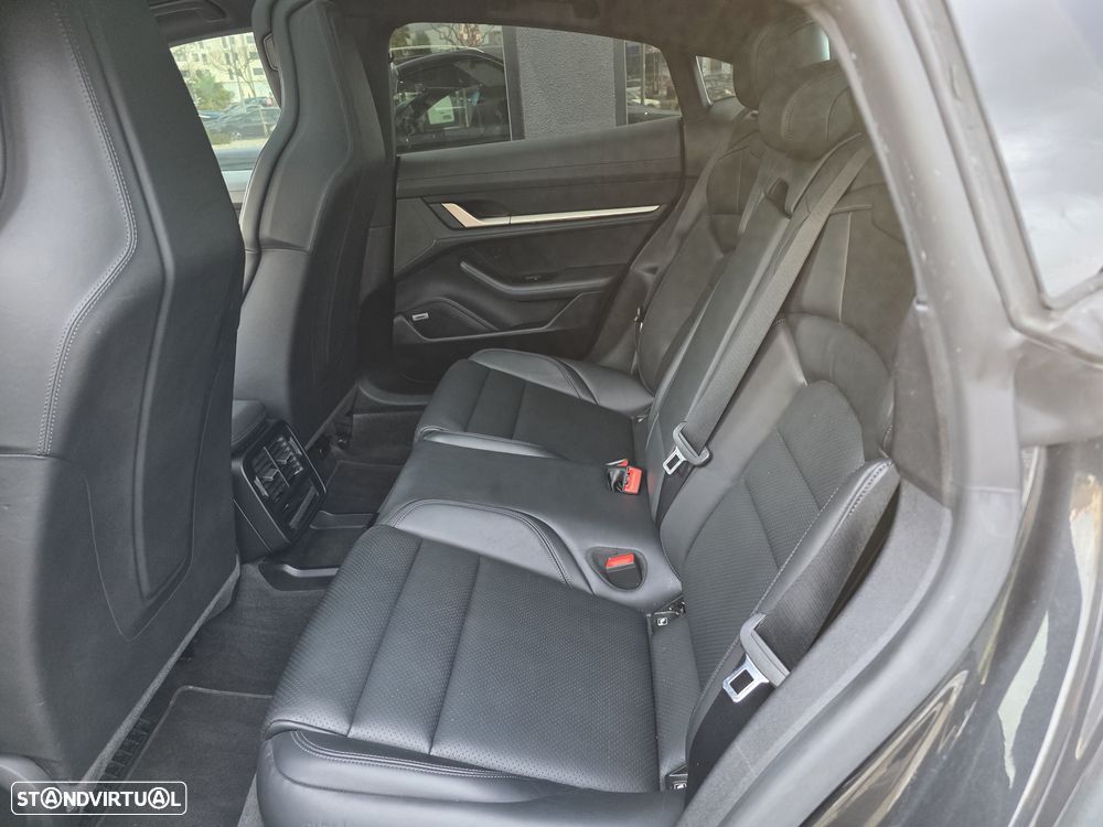 Porsche Taycan Bateria Performance Plus - 23