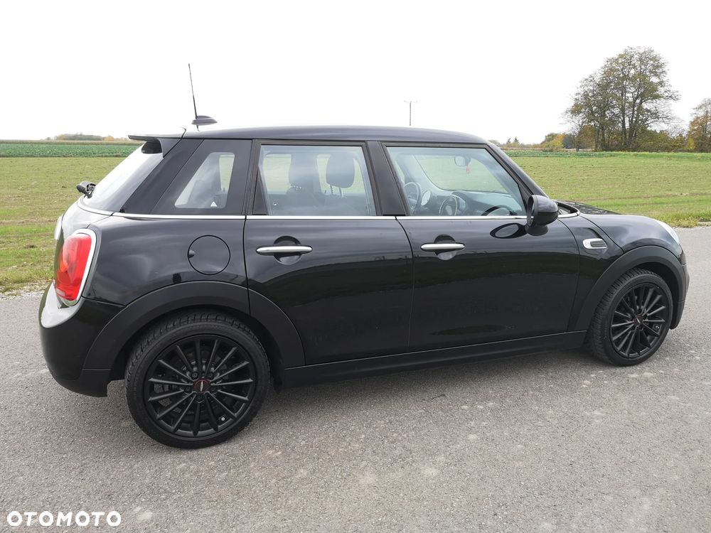 MINI Cooper Seven Chili - 33