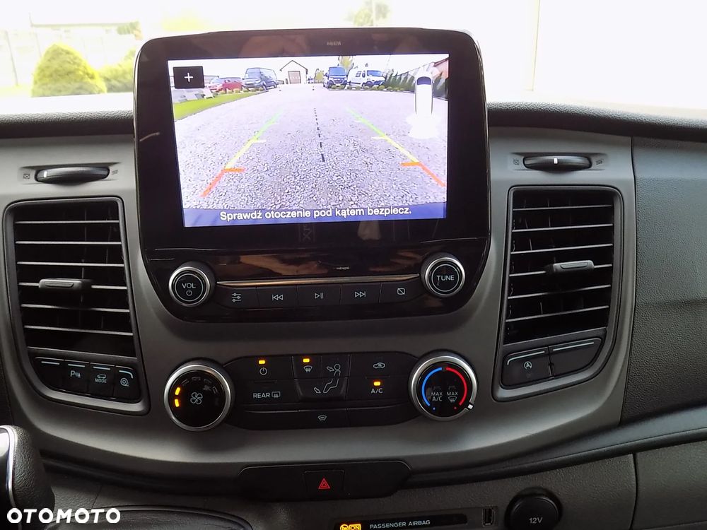 Ford Transit Custom Kombi-Van 320 L2H1 Trend - 27