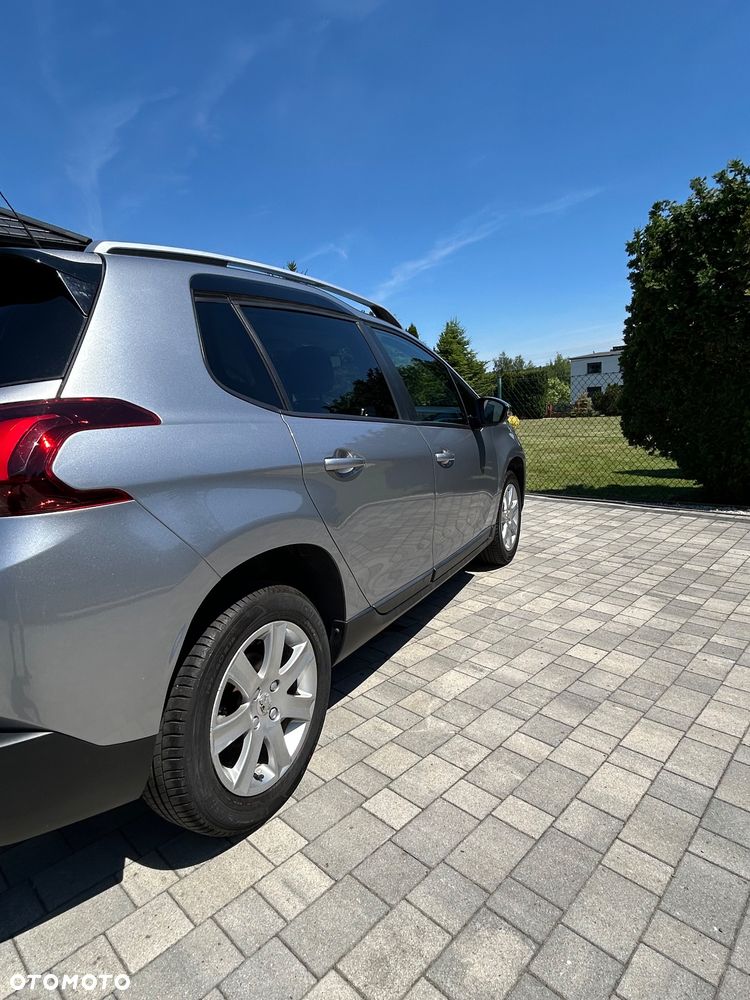 Peugeot 2008 - 6