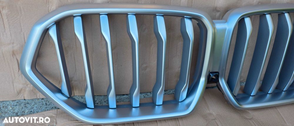 Grila radiator BMW X6 G06 2020 / 2021 /2022 2023 - 2