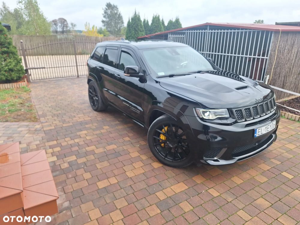 Jeep Grand Cherokee - 19