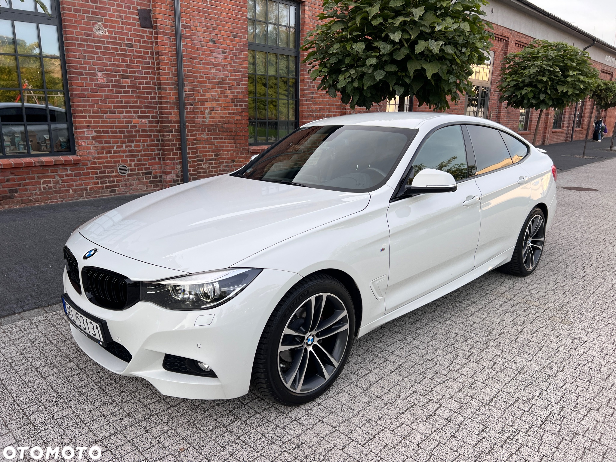 BMW 3GT 318d M Sport - 3