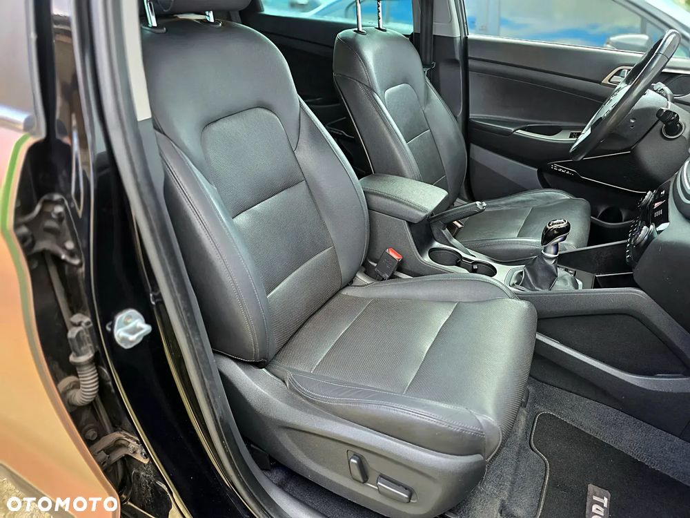 Hyundai Tucson 2.0 CRDI Premium 4WD - 12