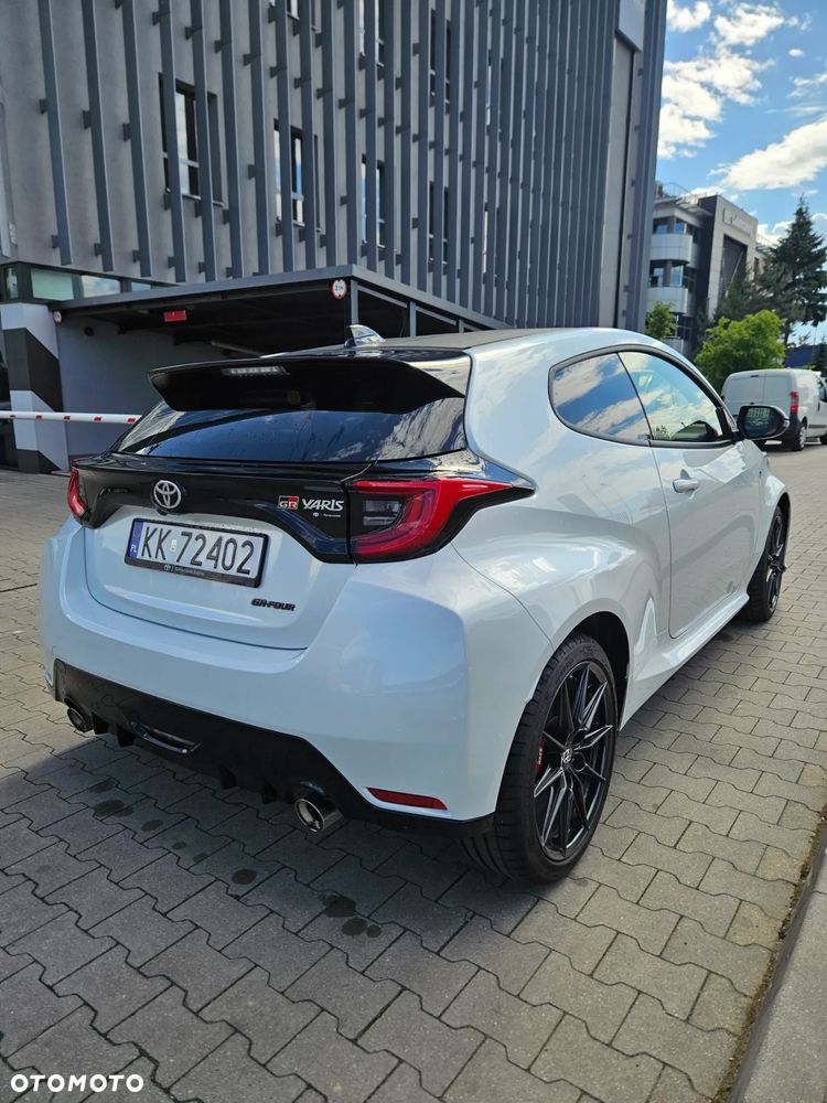 Toyota Yaris GR 1.6 Dynamic - 10