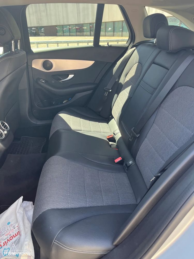 Mercedes-Benz C 300 - 6