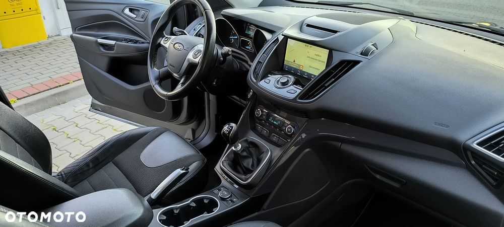 Ford Kuga 1.6 EcoBoost 2x4 Individual - 20