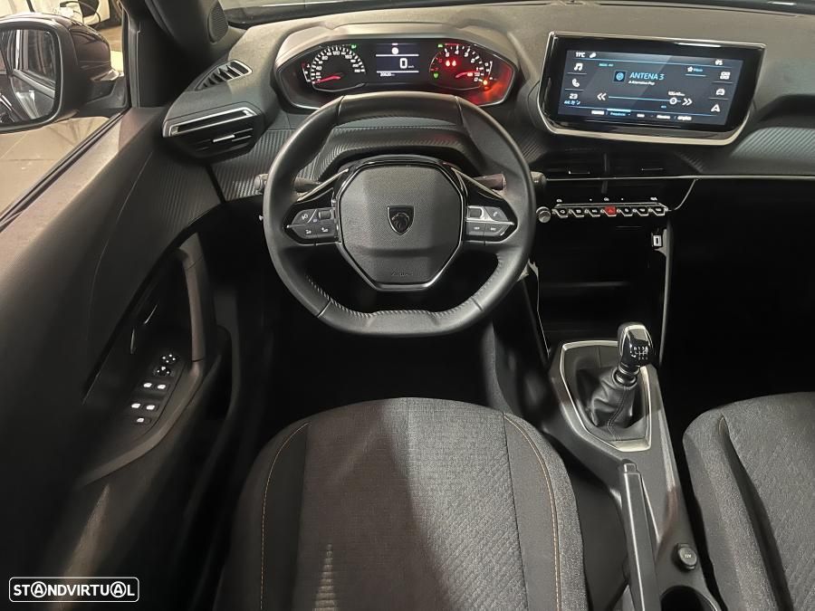 Peugeot 2008 1.2 PureTech Style - 19
