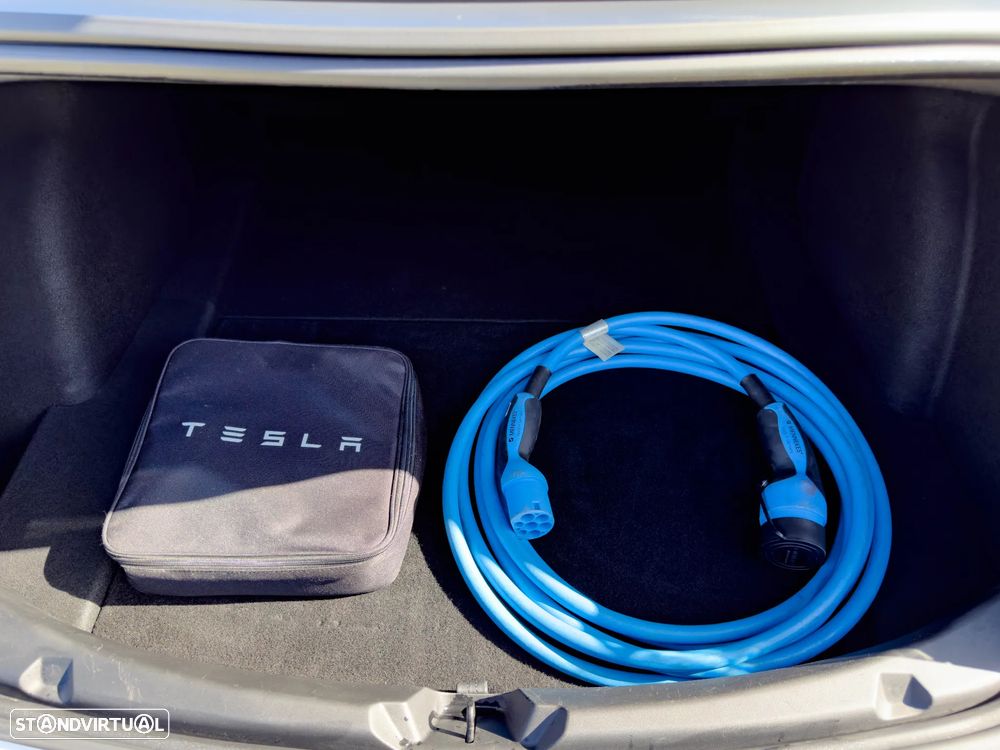 Tesla Model 3 Standard Range Plus RWD - 11