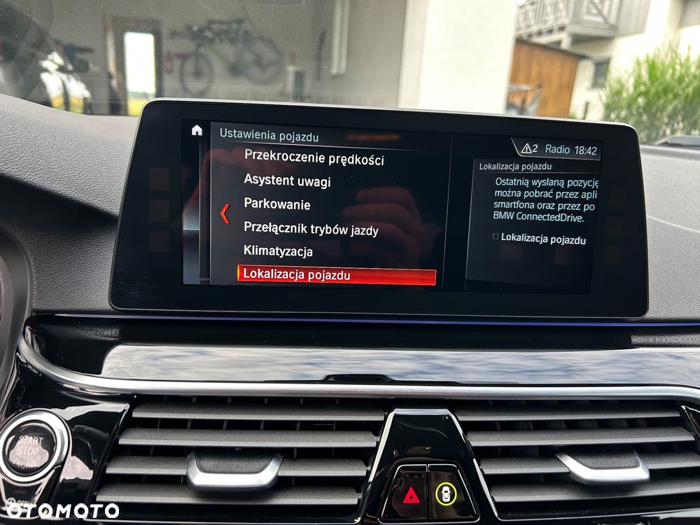 BMW Seria 5 525d Sport Line - 12