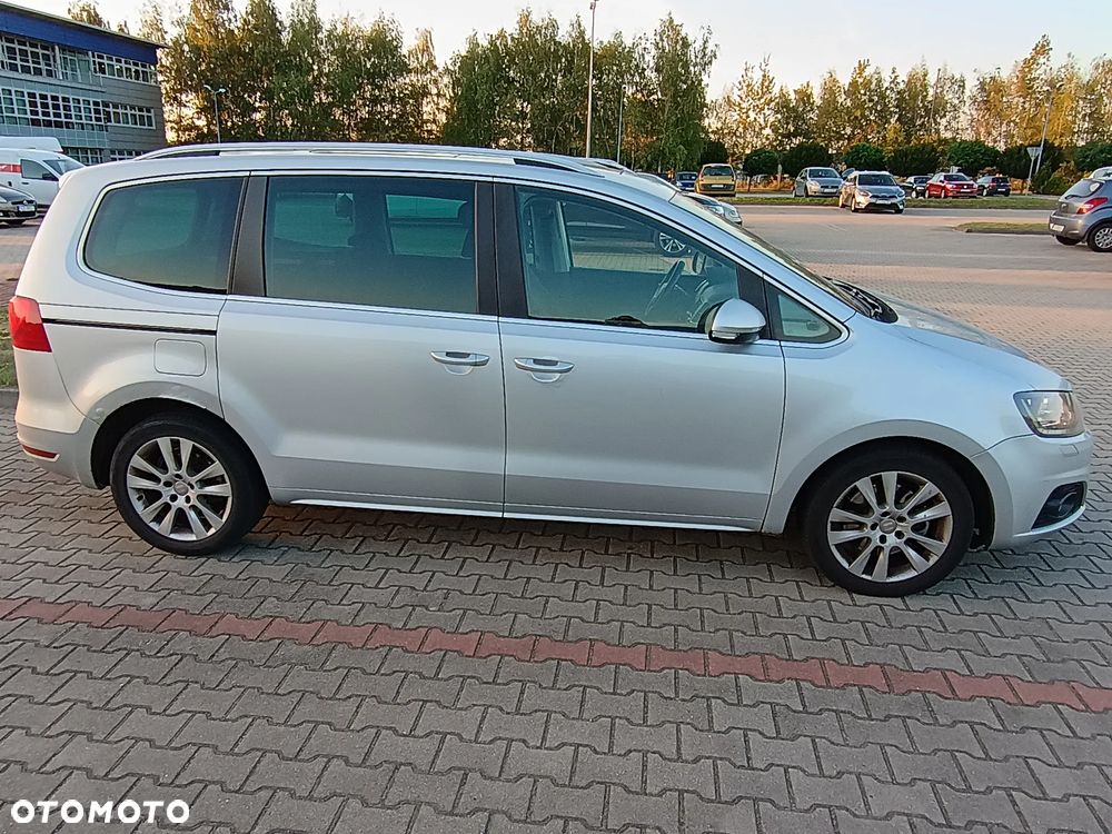 Seat Alhambra 2010 photo 4