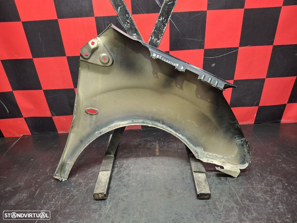 Guarda Lamas Esquerdo Citroën Berlingo (B9) - 2