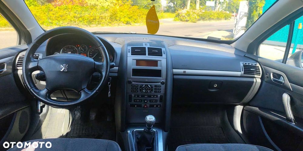 Peugeot 407 - 7