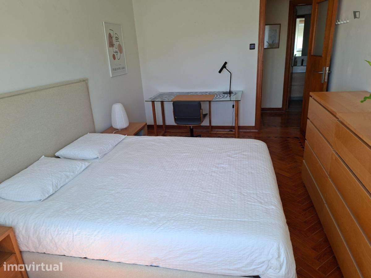 Quarto - localizado em Carcavelos Lisbon - Grande imagem: 3/20
