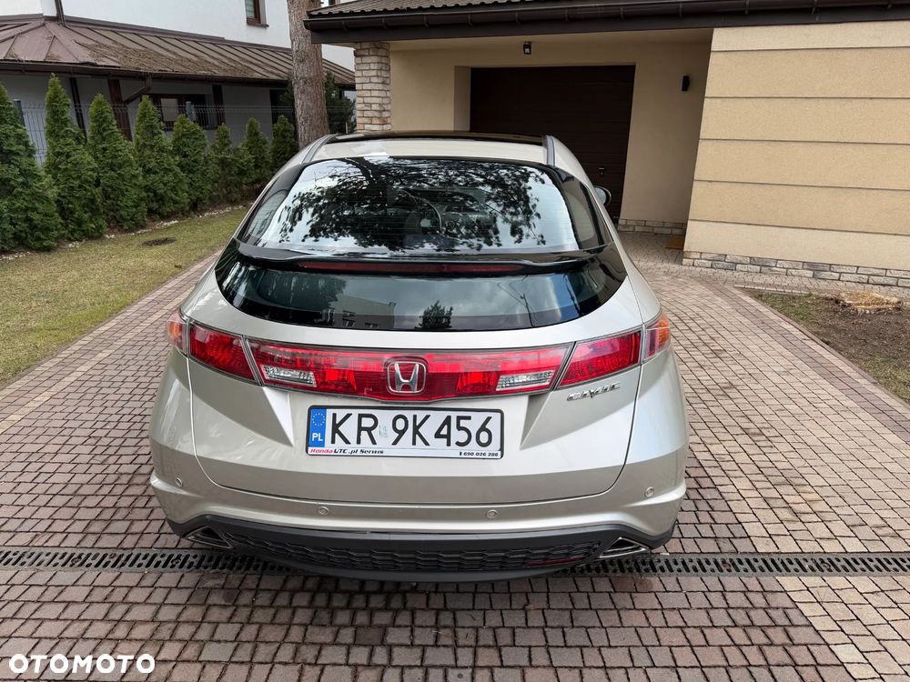 Honda Civic 1.8 Executive - 4