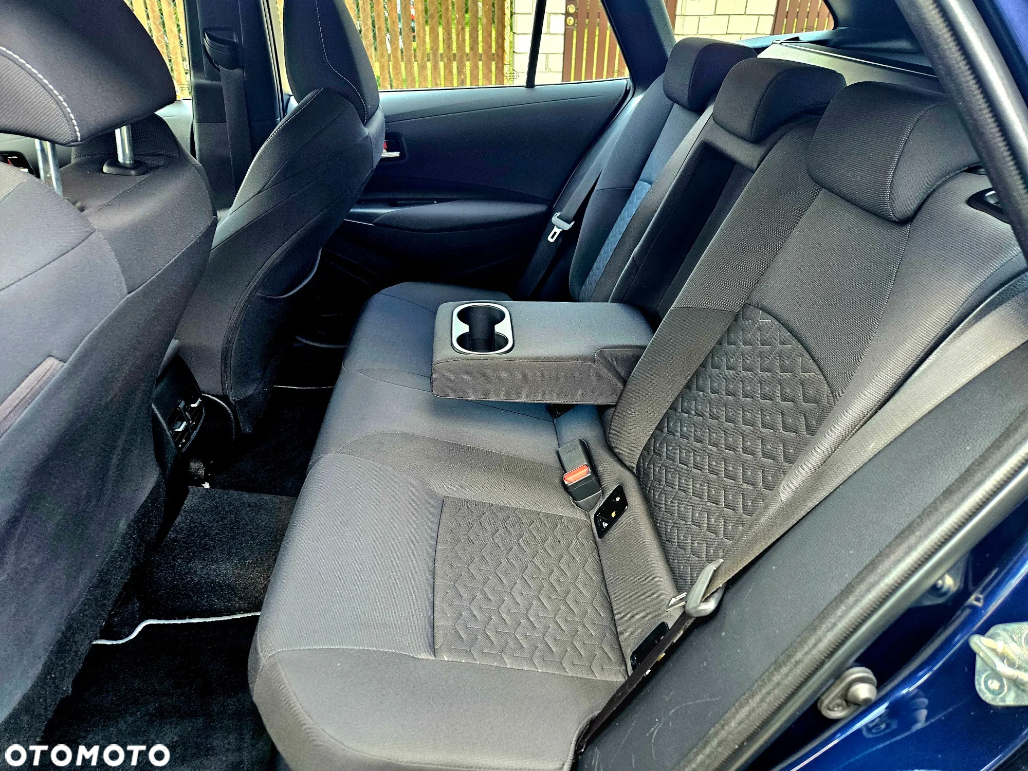 Toyota Corolla 1.8 Hybrid Comfort - 9