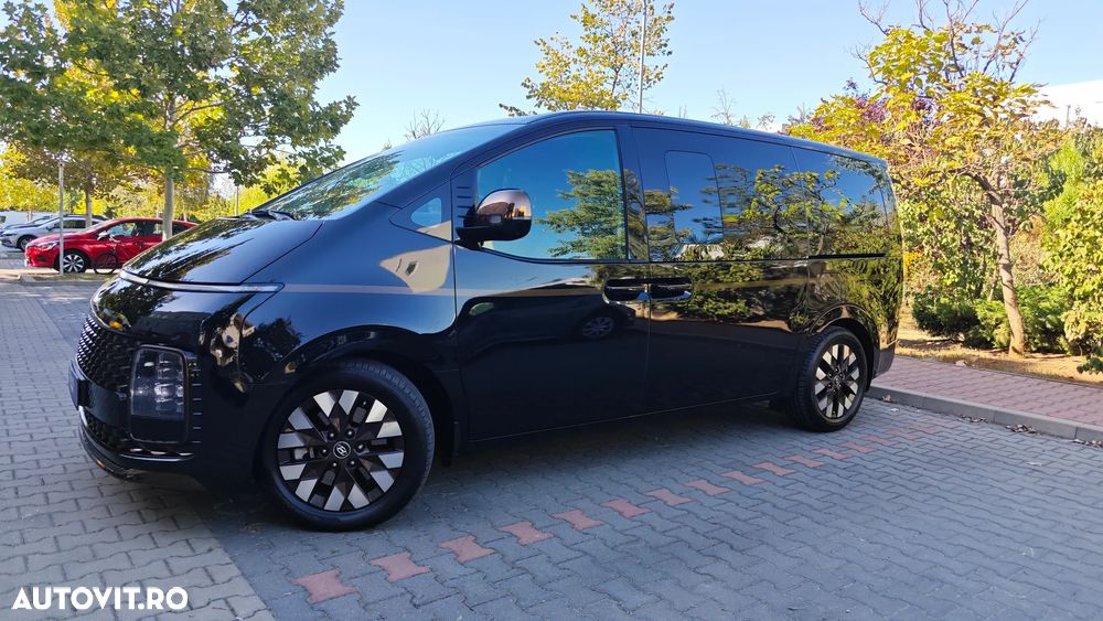 Hyundai Staria 2.2 CRDi Signature - 6