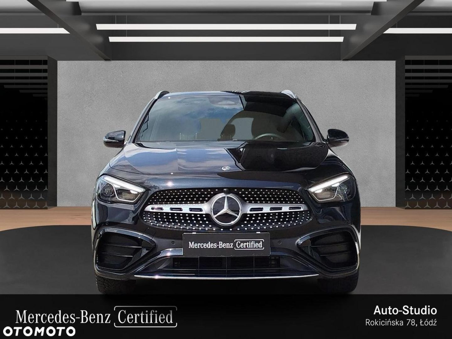 Mercedes-Benz GLA - 9