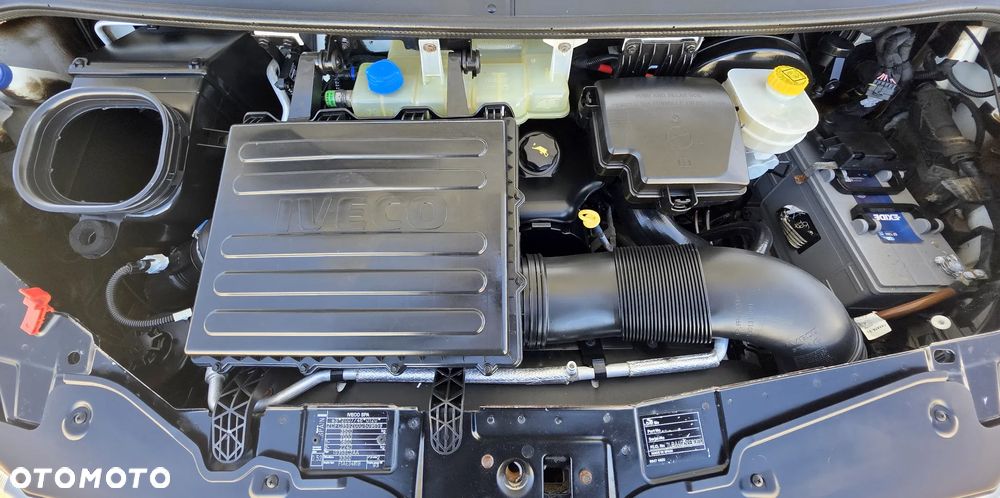 Iveco IVECO 35S13 2.3 HPI ŚREDNI WYSOKI KLIMA WEBASTO 193 T/KM PRZEBIEGU GWARANCJA - 18