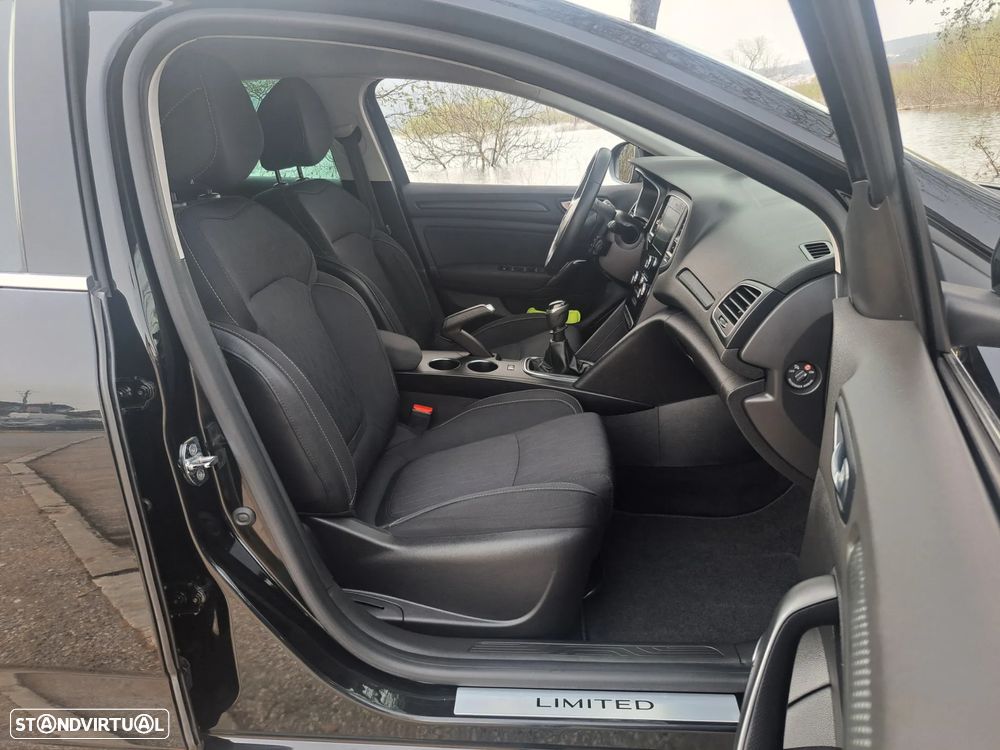 Renault Mégane 1.3 TCe Limited - 14