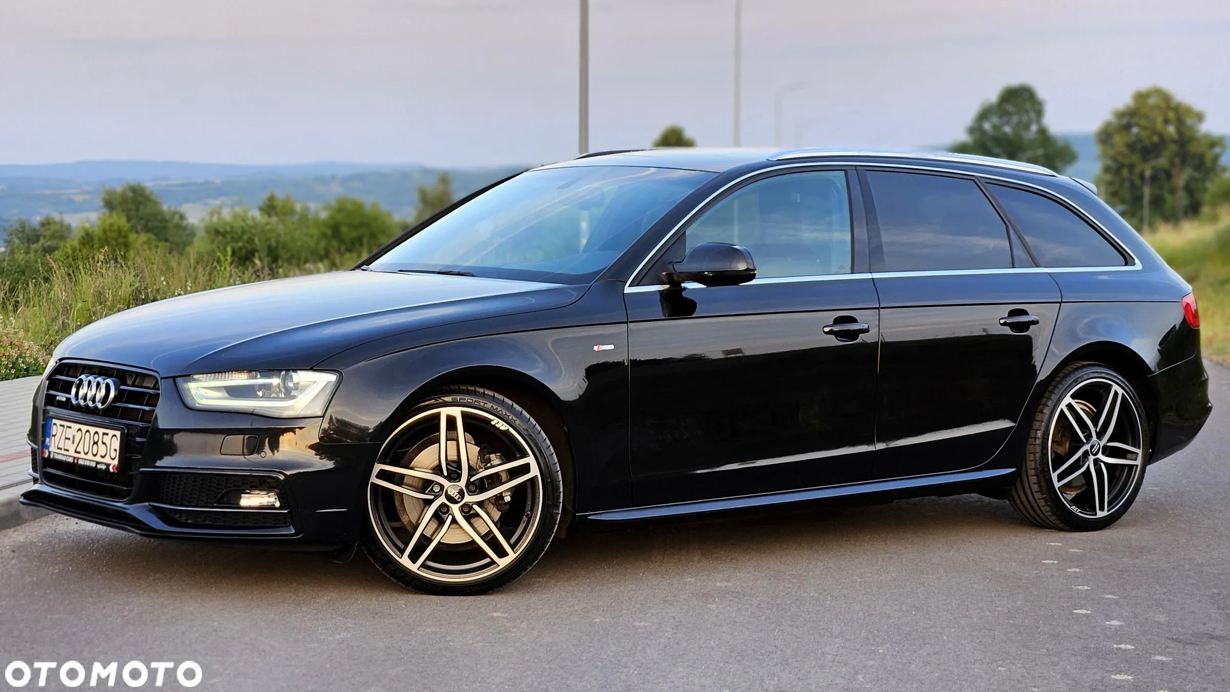Audi A4 Avant 2.0 TDI DPF quattro S tronic S line Sportpaket - 12