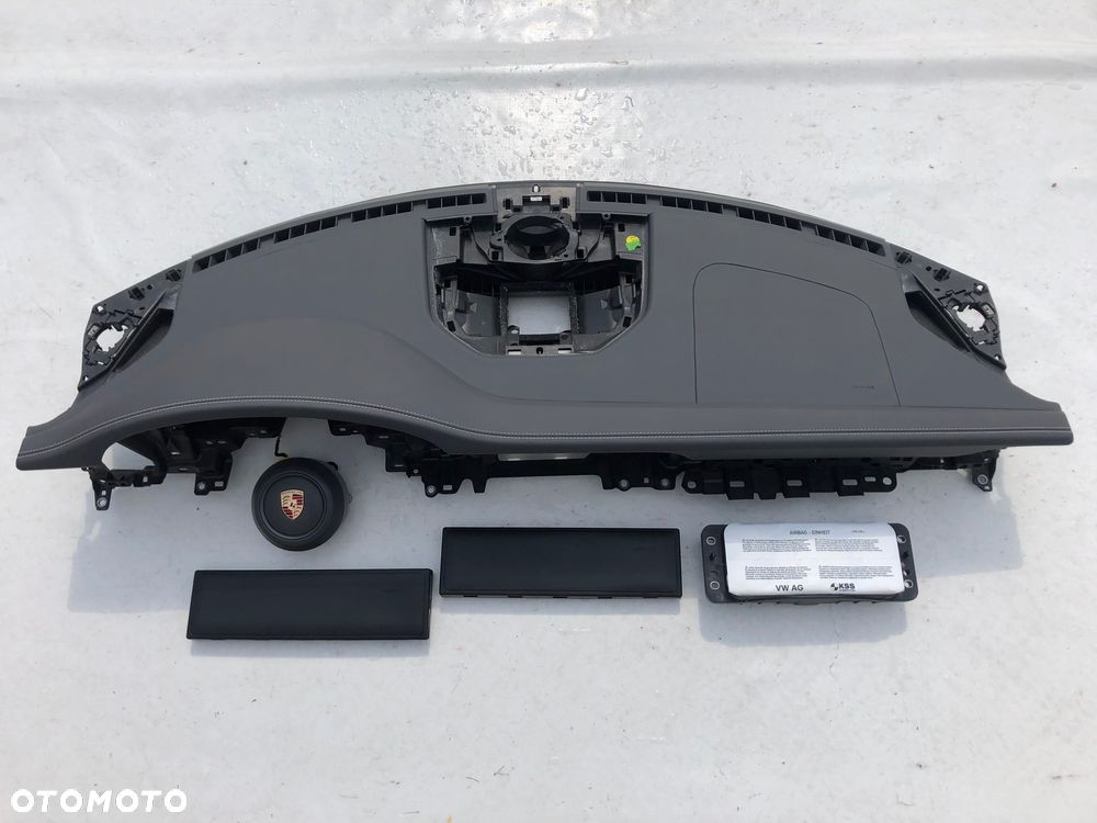 PORSCHE CARRERA 992 CABRIO KABRIOLET KAPOTAŻ PAŁĄK PIROTECHNICZNY ZAGŁÓWEK KURTYNA DESKA AIRBAG NABÓJ PASY PAS TURNOVER Raz2 - 6